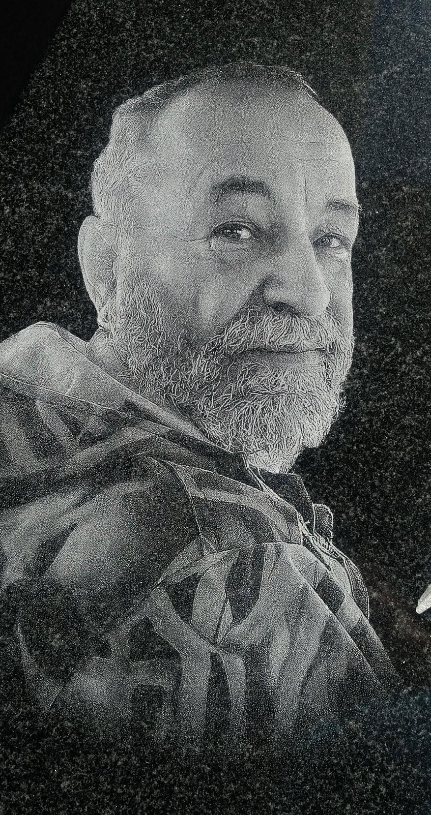 دستگاه حکاکی لیزر فایبر مارکینگ